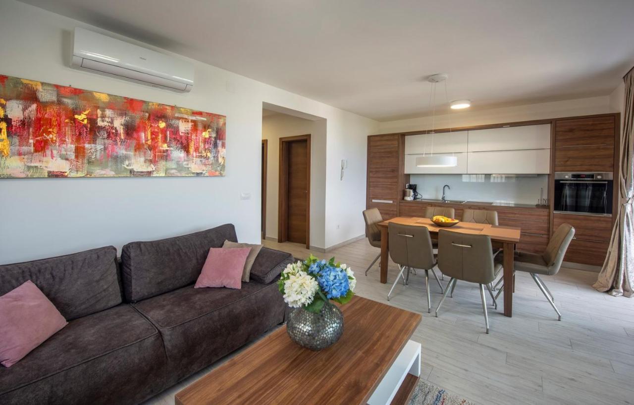 סבטי פיליפ אי ג'קוב Villa Ivan מראה חיצוני תמונה